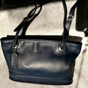 Vintage Coach shoulder bag